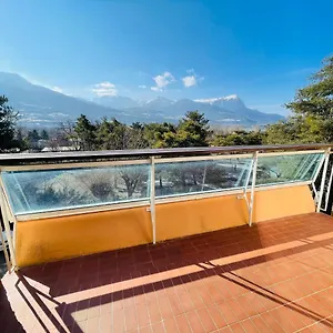 https://appartement-renove-a-200m-de-la-plage-garage.fr-provencehotel.com